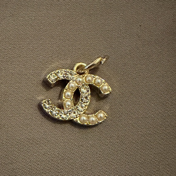 Accessories - Chanel Zipper Pull